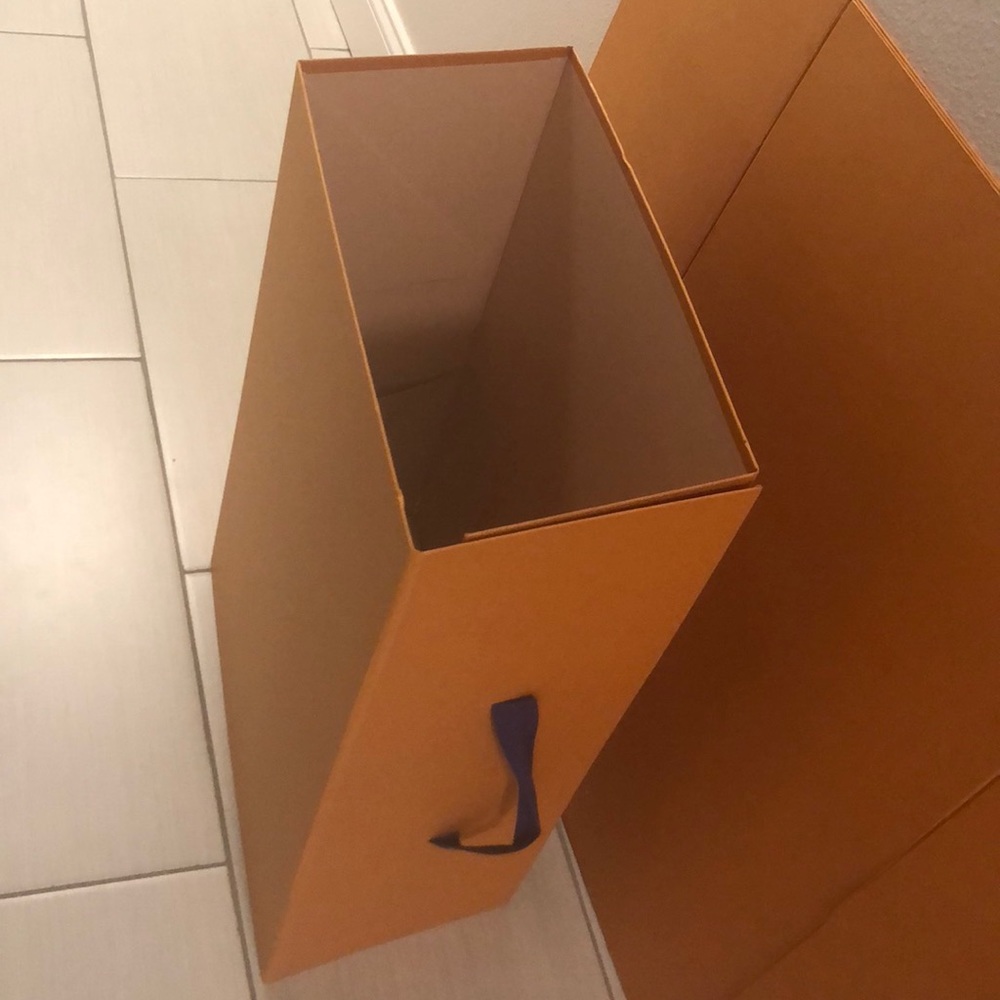 2 Louis Vuitton boxes for keepall 45 and 50